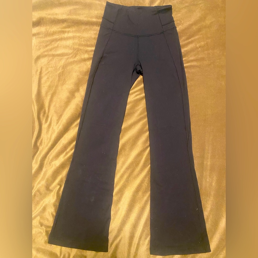 Lululemon groove flare pant size 4